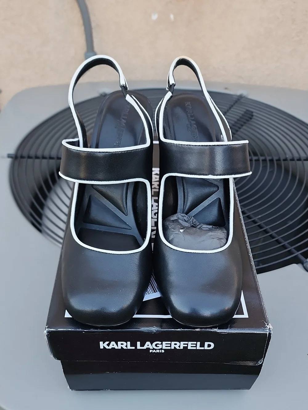 Karl Lagerfeld Black Piermont Slingback Pumps with White Piping
